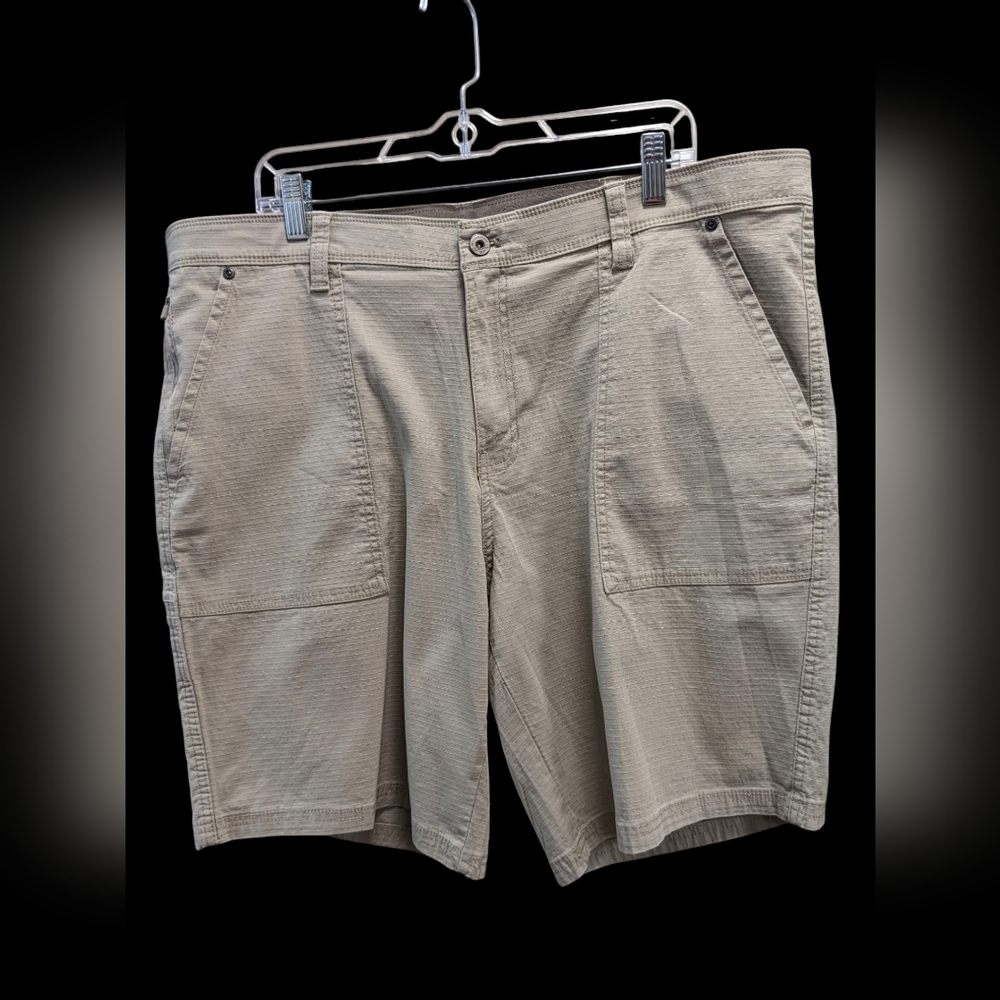 Weatherproof Tan Utility Trail Shorts- Size 40W